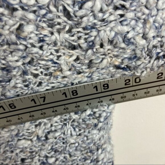 Free People Crochet Knit Boho Sweater Oversized Blue Grey Size XS Scoop Neck Top - Picture 8 of 12